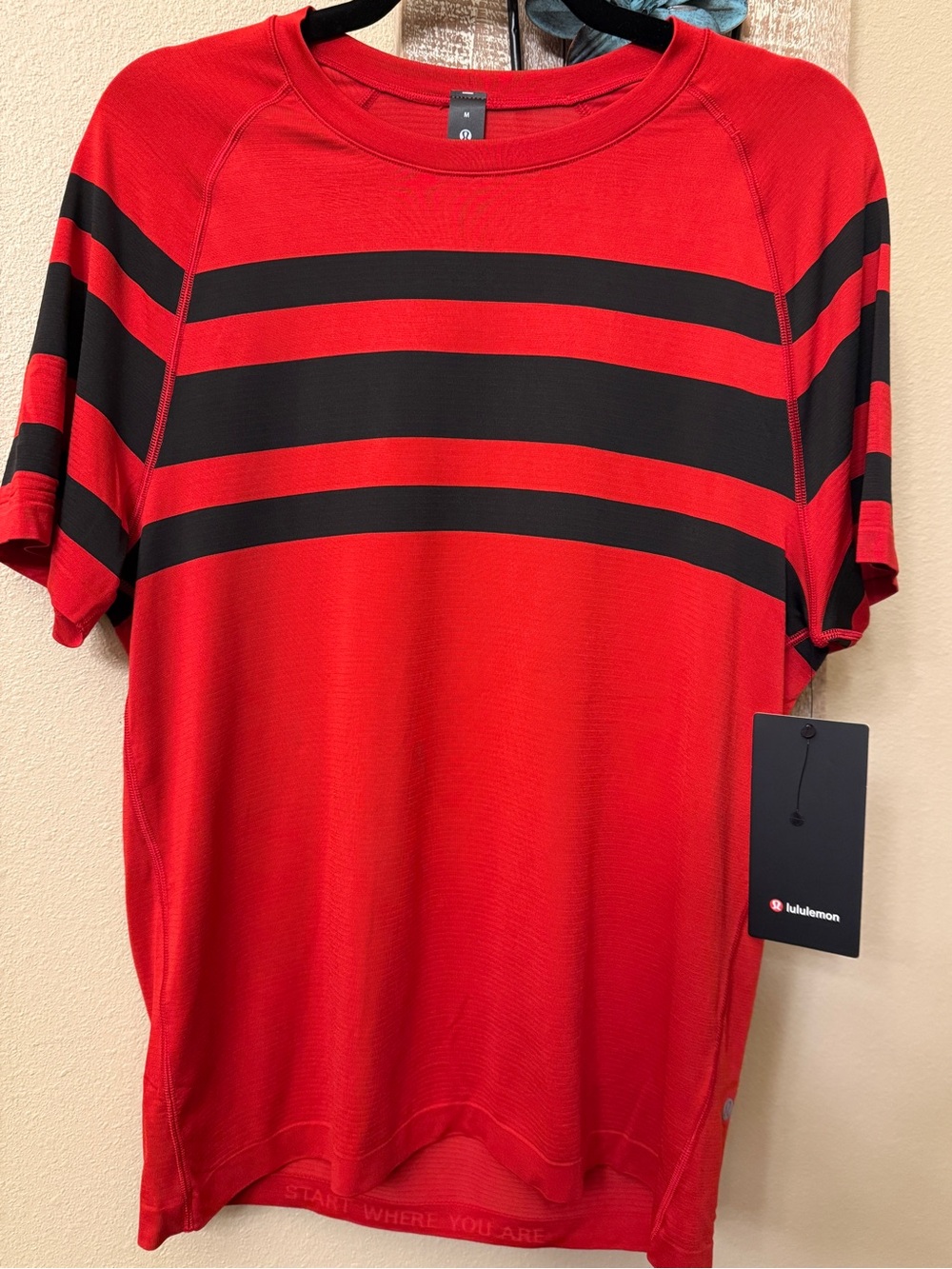 Lululemon Metal Vent Tech Short Sleeve Tee Shirt - Red Black Mens M NWT